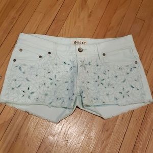 Nwt Light blue embroidered Roxy shorts